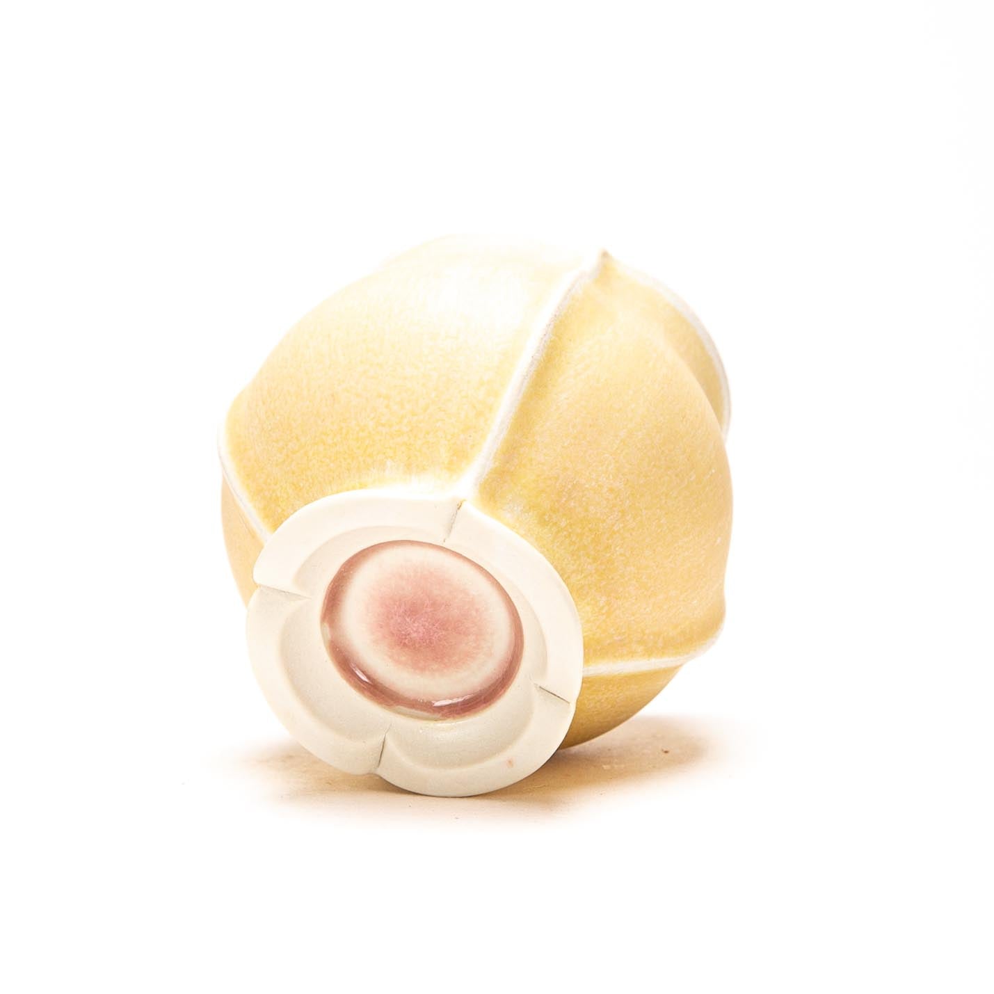 Soft Yellow Sipper