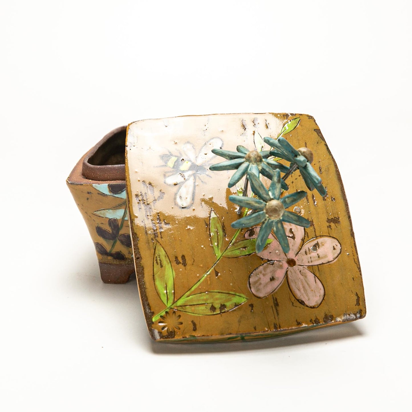 Box with Flower Sculpture