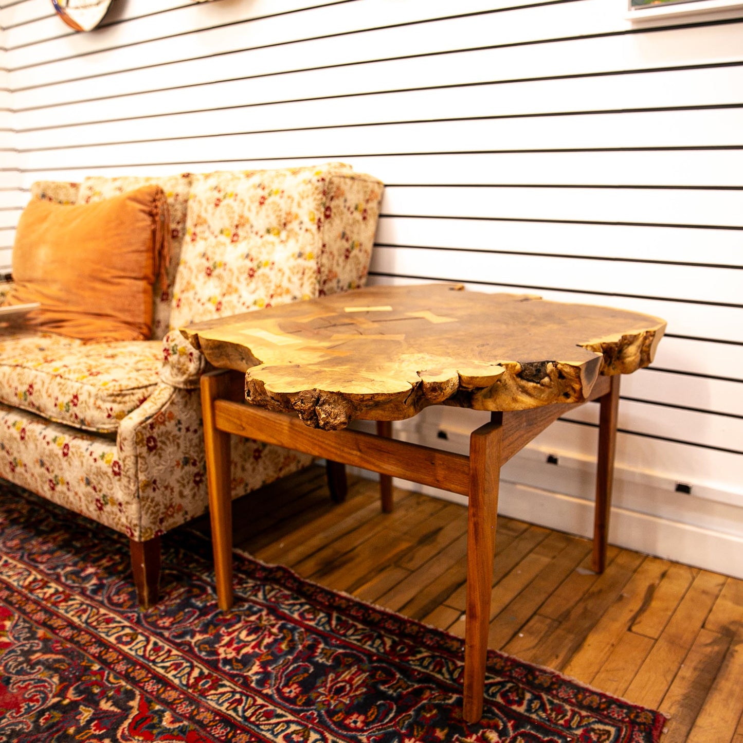 Accent Table