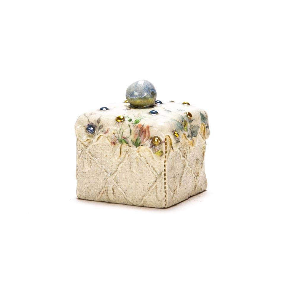 Petit Four